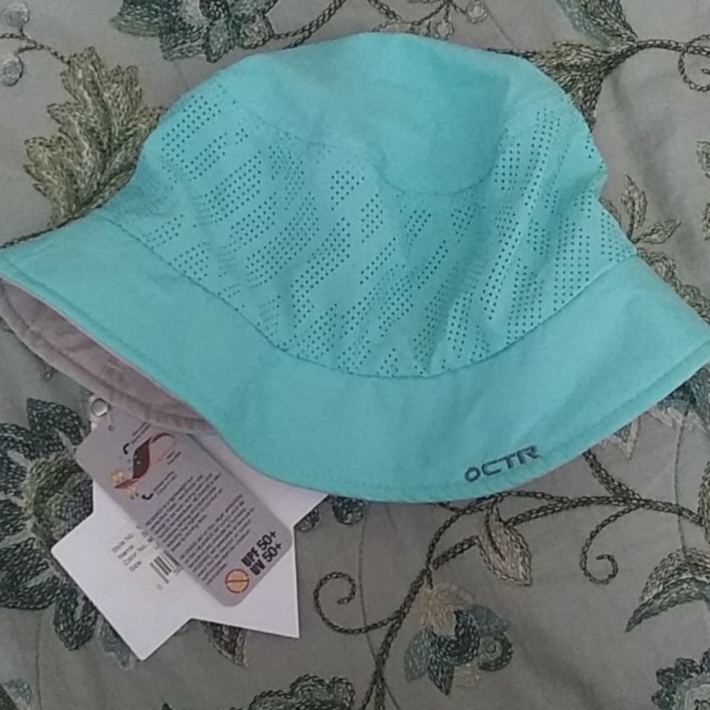 Cool & packable aqua/mint bucket hat! 🌞